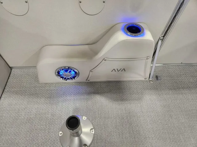 Slide: The Image of Avalon 2585 25 Catalina QL 2026 - 23
