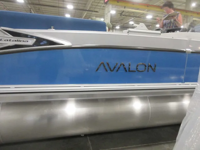 Slide: The Image of Avalon 2585 25 Catalina QL 2026 - 7