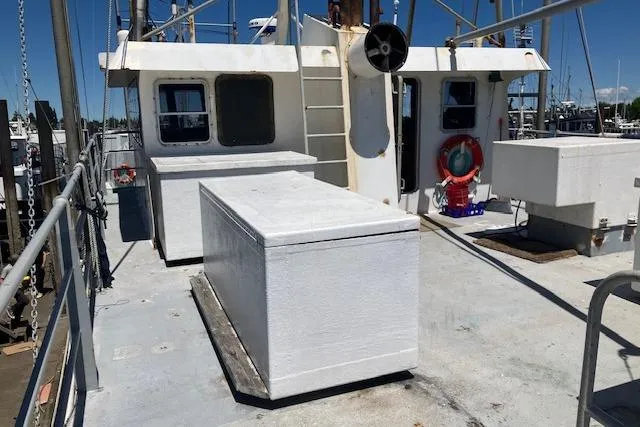 Slide: The Image of Custom Steel Albacore Tuna Vessel 1995 - 14