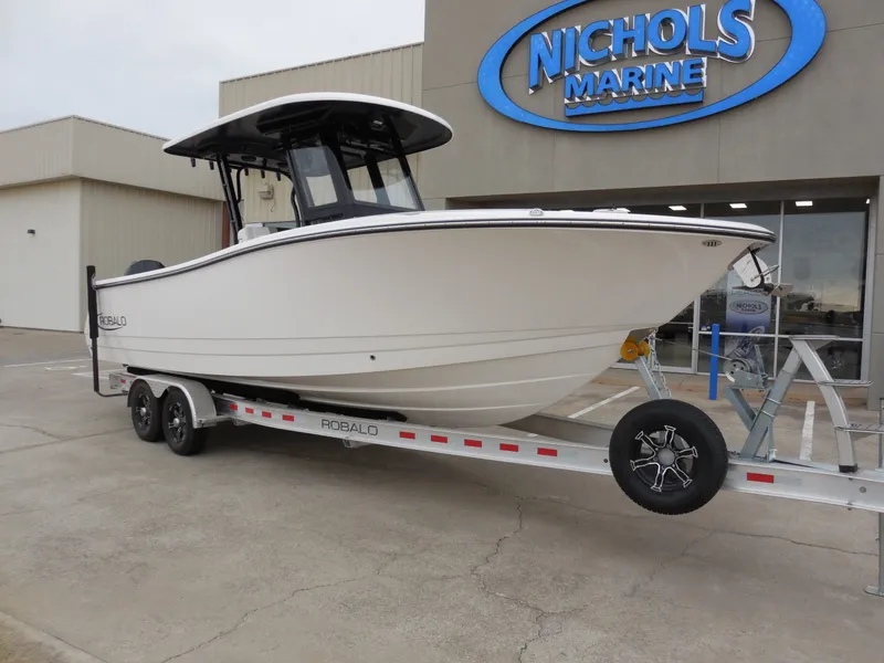 Slide: The Image of Robalo R270 2023 - 1