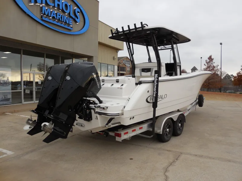 Slide: The Image of Robalo R270 2023 - 3