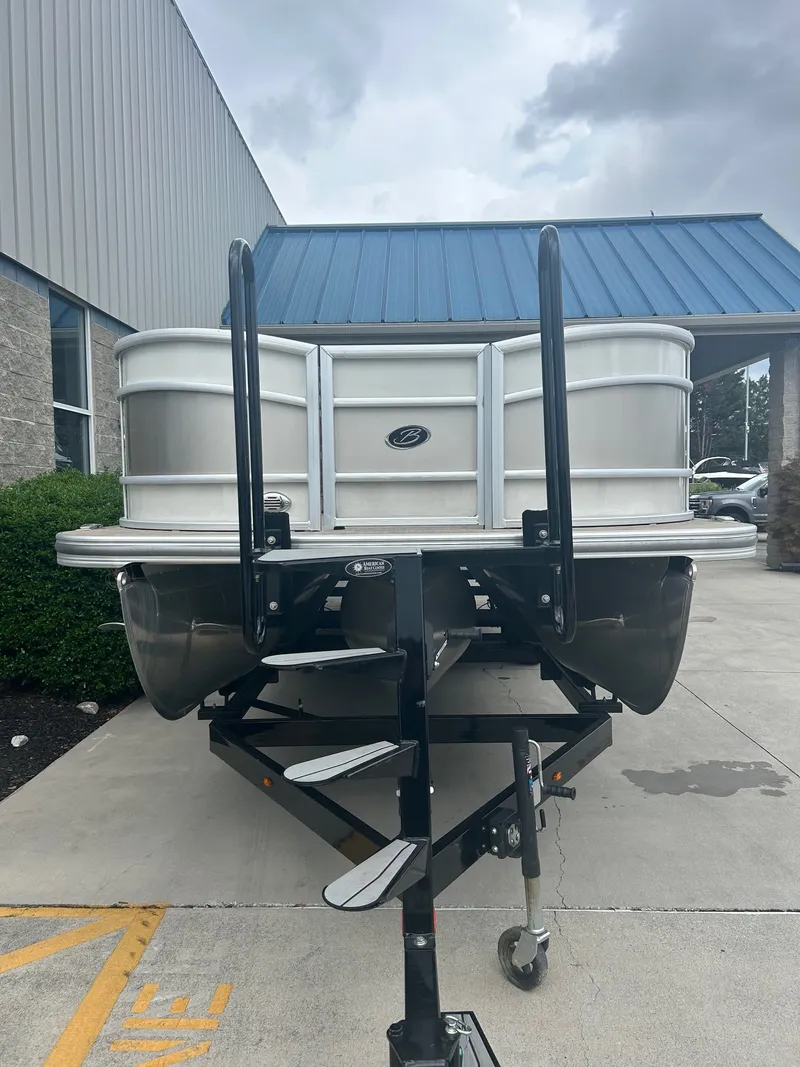 Slide: The Image of Barletta L25U Tritoon w/ 250hp Mercury 2019 - 2