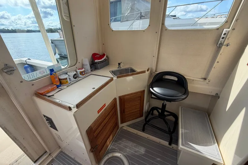 Slide: The Image of Rosborough RF-246 Custom Wheelhouse 2001 - 18