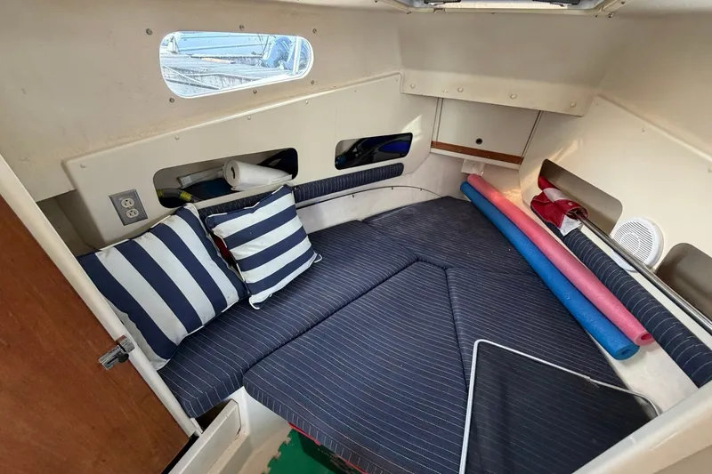 Slide: The Image of Rosborough RF-246 Custom Wheelhouse 2001 - 36