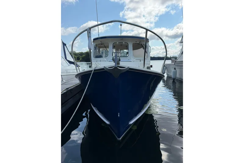 Slide: The Image of Rosborough RF-246 Custom Wheelhouse 2001 - 4