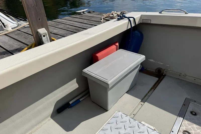 Slide: The Image of Rosborough RF-246 Custom Wheelhouse 2001 - 14