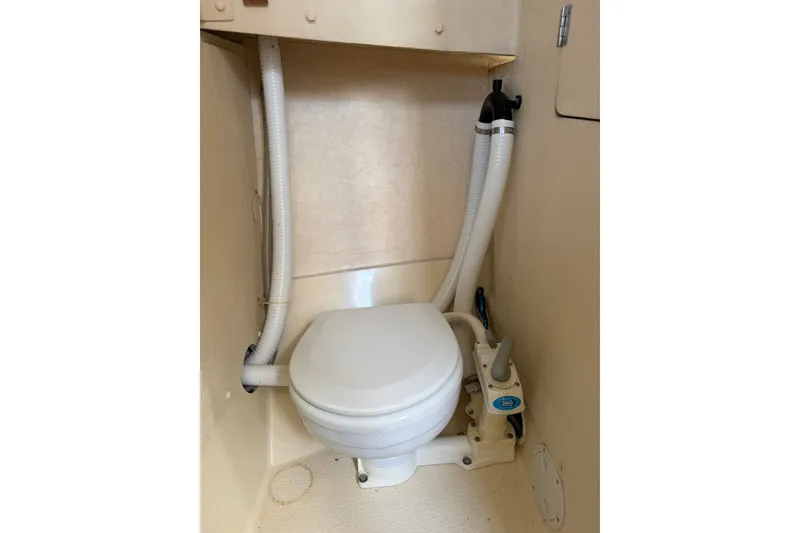 Slide: The Image of Rosborough RF-246 Custom Wheelhouse 2001 - 38