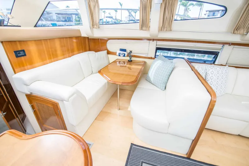 Slide: The Image of Carver Yachts 466 Motor Yacht 2004 - 20