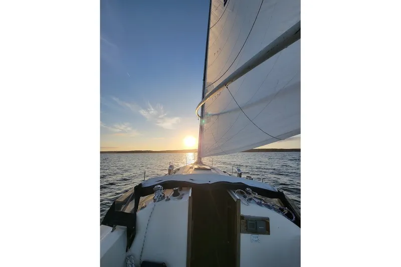 Slide: The Image of Nonsuch 30 Classic 1980 - 76