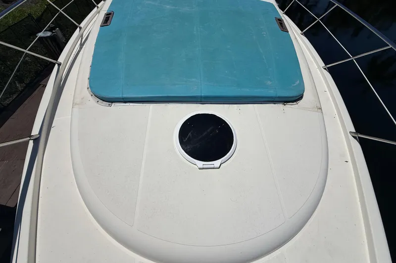 Slide: The Image of Azimut Fly 68 2003 - 41