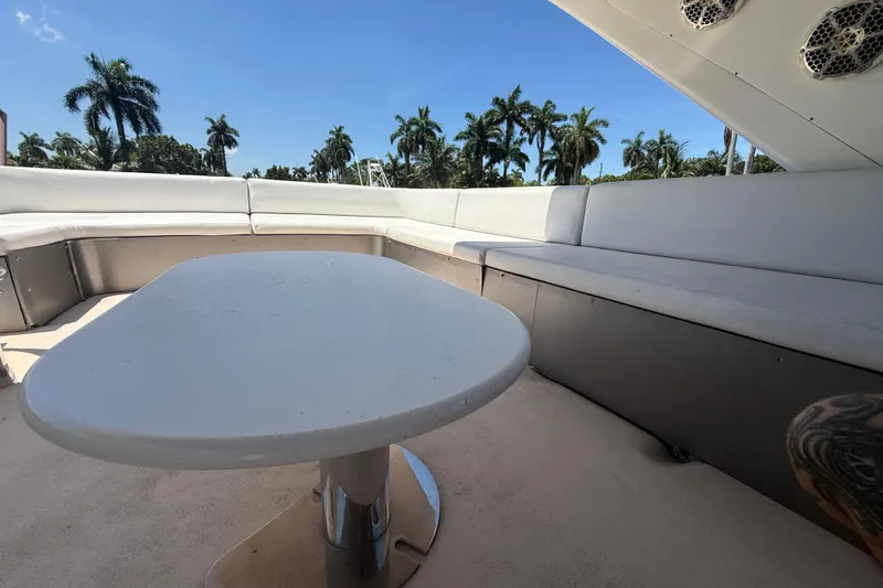 Slide: The Image of Azimut Fly 68 2003 - 47
