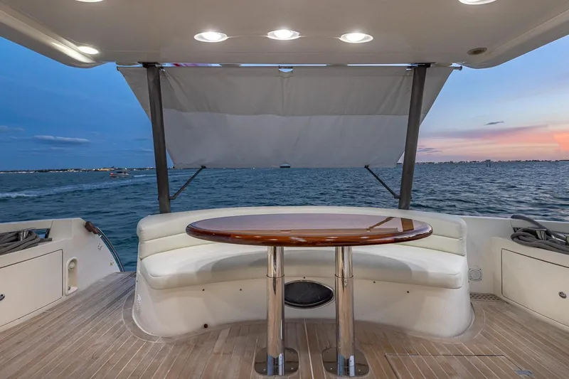 Slide: The Image of Azimut Fly 68 2003 - 18