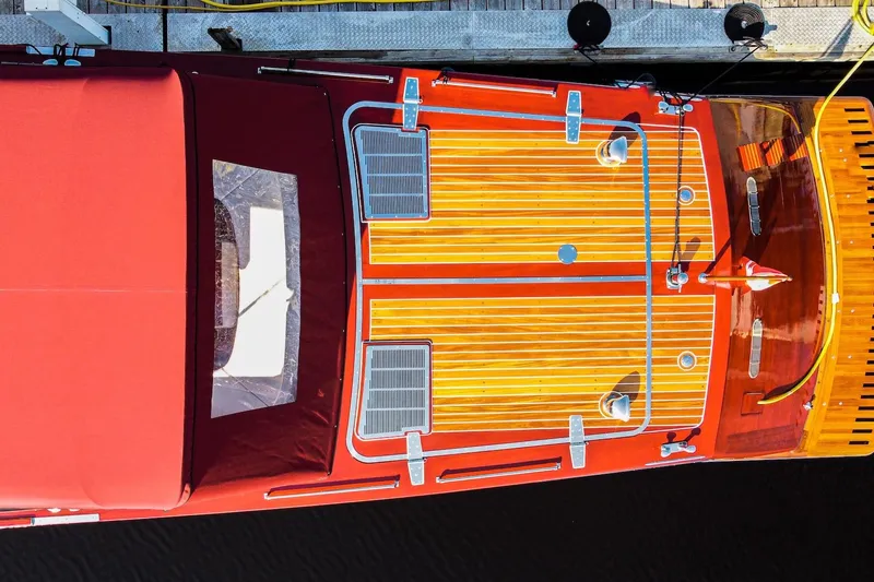 Slide: The Image of Runabout Custom Hybrid 45 2020 - 7