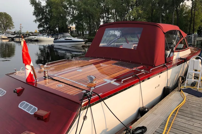 Slide: The Image of Runabout Custom Hybrid 45 2020 - 2