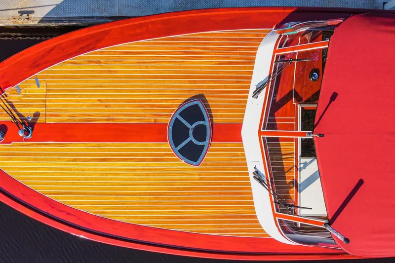 Slide: The Image of Runabout Custom Hybrid 45 2020 - 6