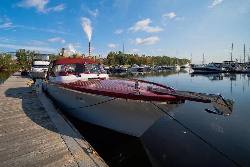 Slide: The Image of Runabout Custom Hybrid 45 2020 - 1
