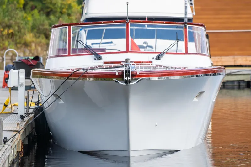 Slide: The Image of Runabout Custom Hybrid 45 2020 - 8