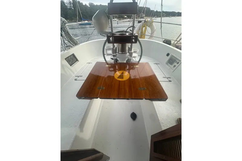 Slide: The Image of Nonsuch 30 Ultra 1985 - 20