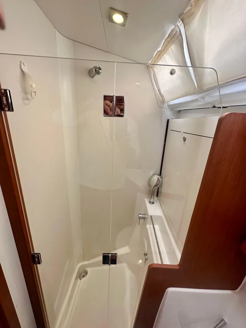 Slide: The Image of Beneteau Oceanis 45 2015 - 71