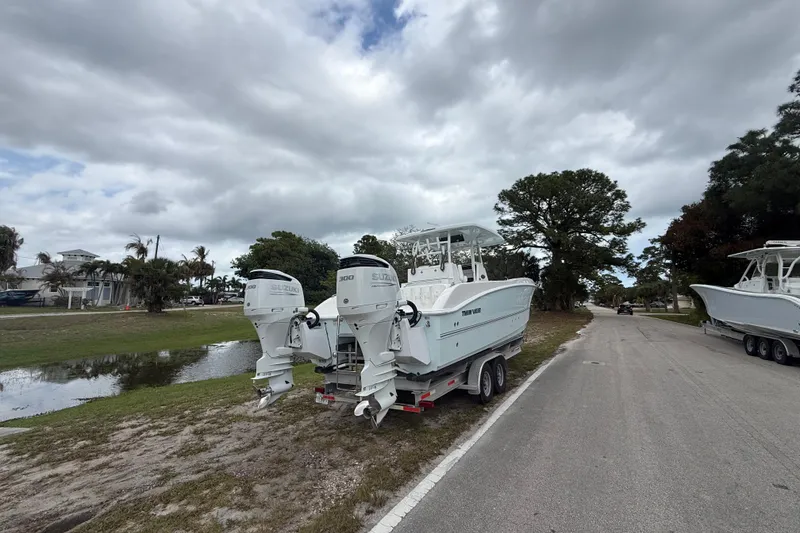 Slide: The Image of Twin Vee 280 GFX CC 2022 - 4