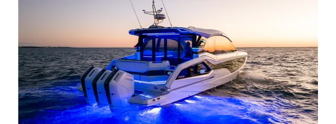 Slide: The Image of Galeon 435 GTO - 1