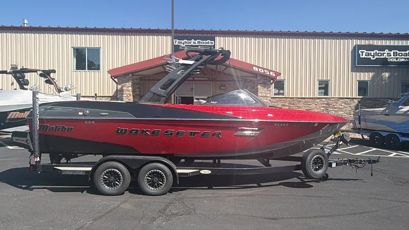 The Image of Malibu 23 LSV 2015 - 0