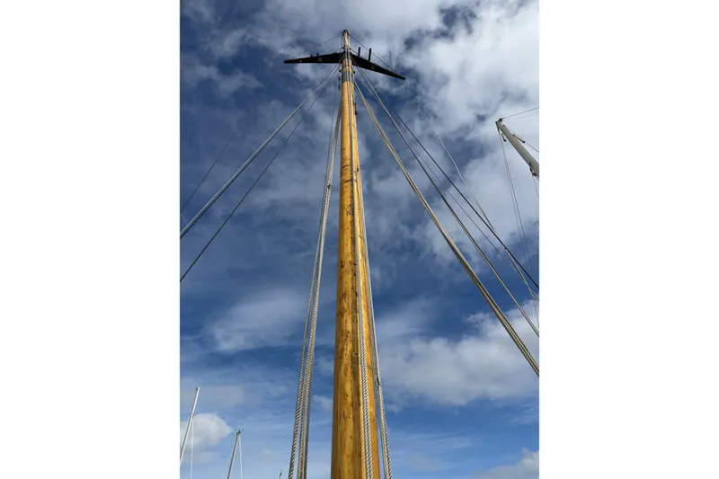 Slide: The Image of Custom Steve Anderson Gaff Schooner 1994 - 43