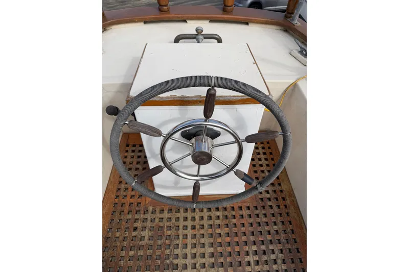 Slide: The Image of Custom Steve Anderson Gaff Schooner 1994 - 52