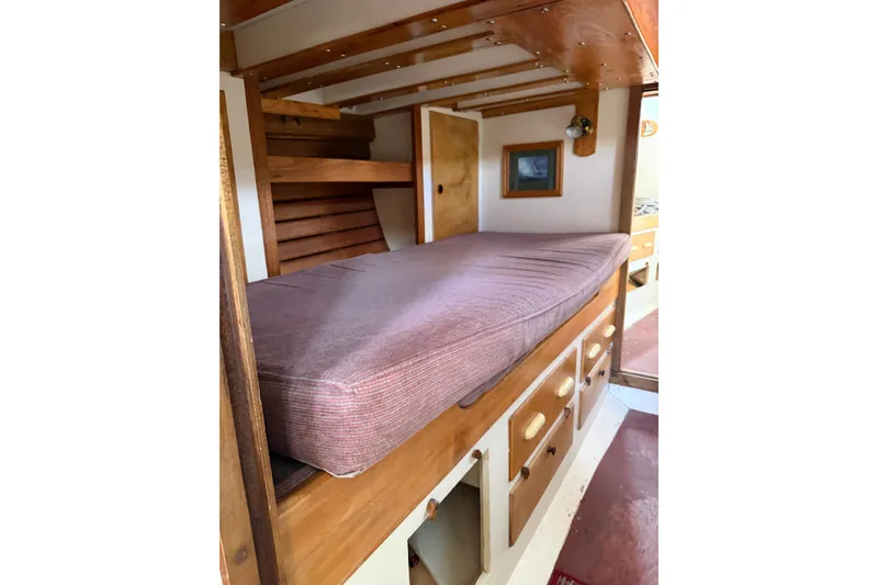 Slide: The Image of Custom Steve Anderson Gaff Schooner 1994 - 64