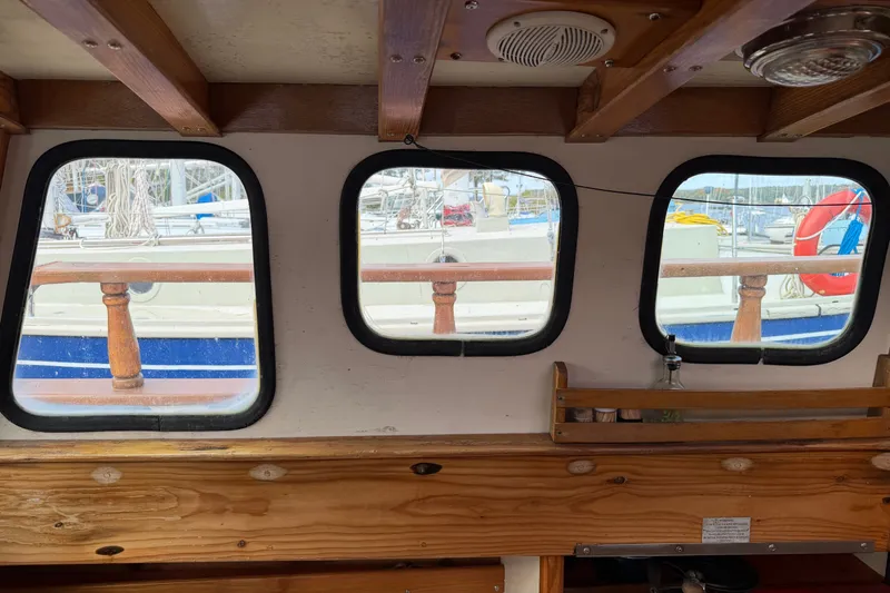 Slide: The Image of Custom Steve Anderson Gaff Schooner 1994 - 57