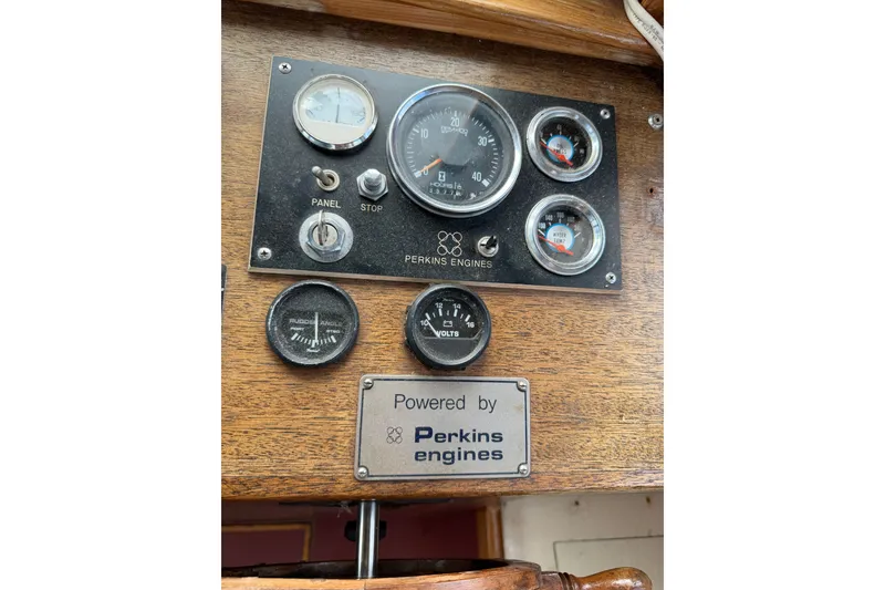Slide: The Image of Custom Steve Anderson Gaff Schooner 1994 - 67