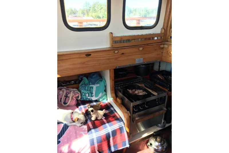 Slide: The Image of Custom Steve Anderson Gaff Schooner 1994 - 23