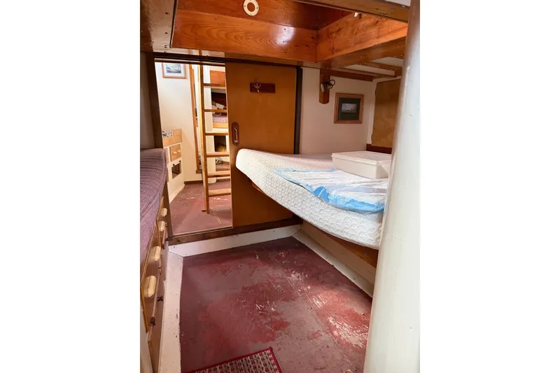 Slide: The Image of Custom Steve Anderson Gaff Schooner 1994 - 63