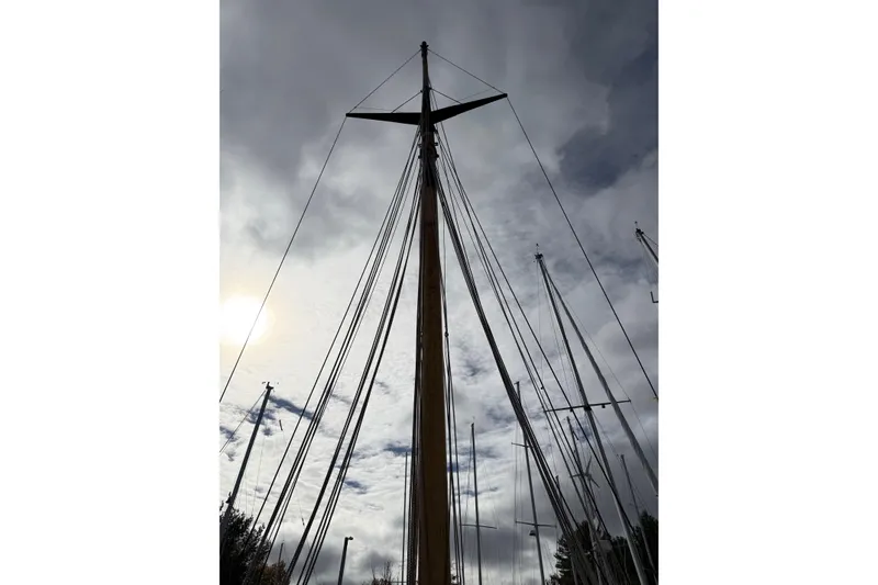 Slide: The Image of Custom Steve Anderson Gaff Schooner 1994 - 42