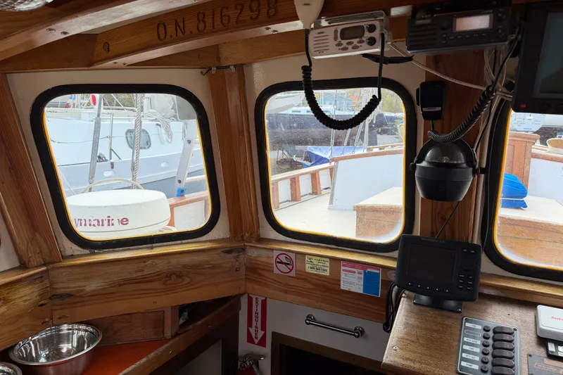 Slide: The Image of Custom Steve Anderson Gaff Schooner 1994 - 59