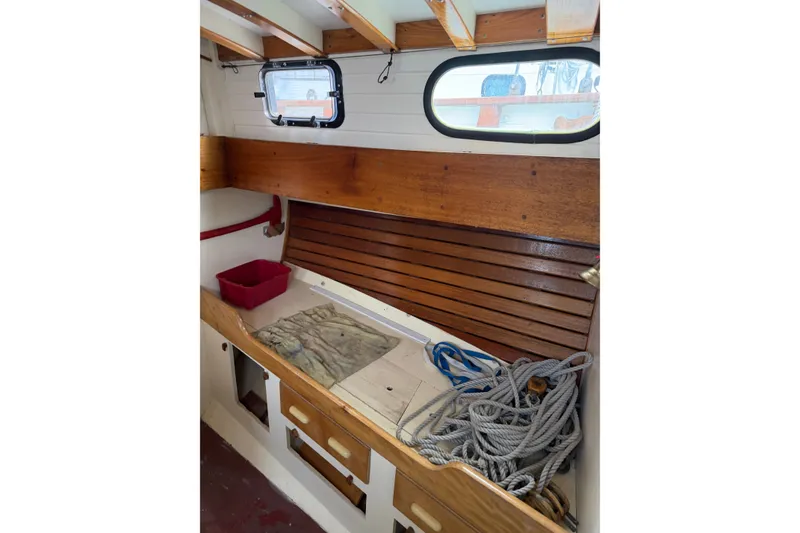 Slide: The Image of Custom Steve Anderson Gaff Schooner 1994 - 76