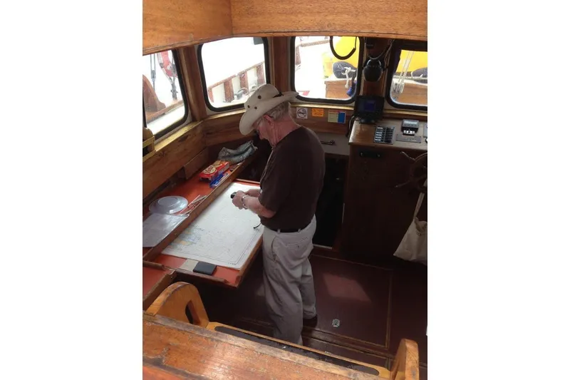 Slide: The Image of Custom Steve Anderson Gaff Schooner 1994 - 15