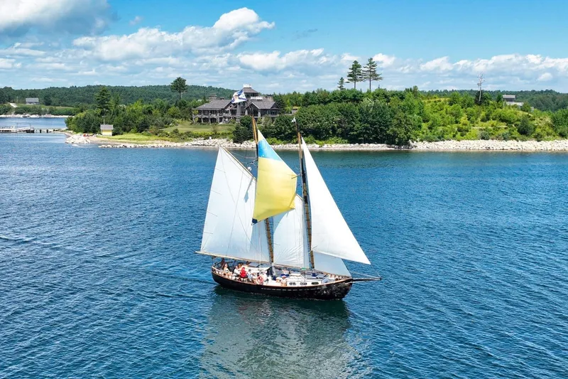 Slide: The Image of Custom Steve Anderson Gaff Schooner 1994 - 3