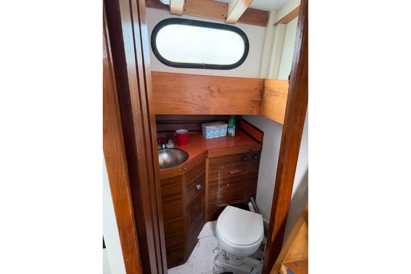 Slide: The Image of Custom Steve Anderson Gaff Schooner 1994 - 74