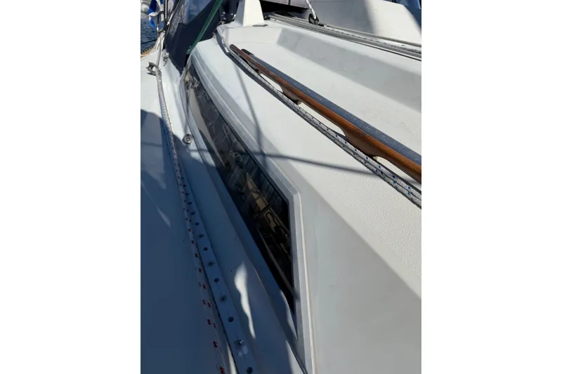 Slide: The Image of C&C 35 MK III 1983 - 19