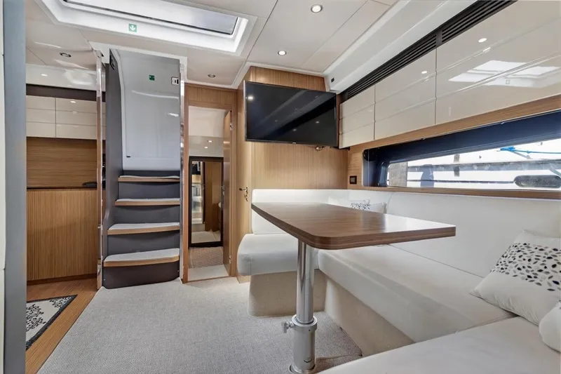 Slide: The Image of Azimut Atlantis 43 2016 - 20