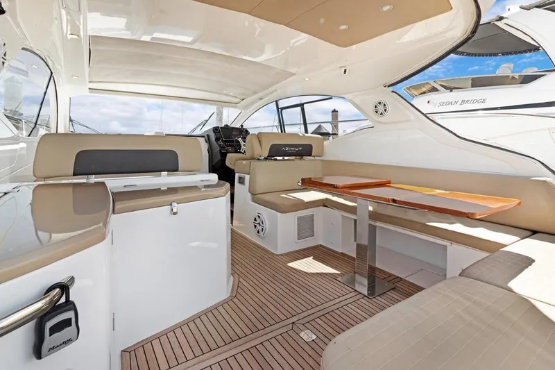Slide: The Image of Azimut Atlantis 43 2016 - 14