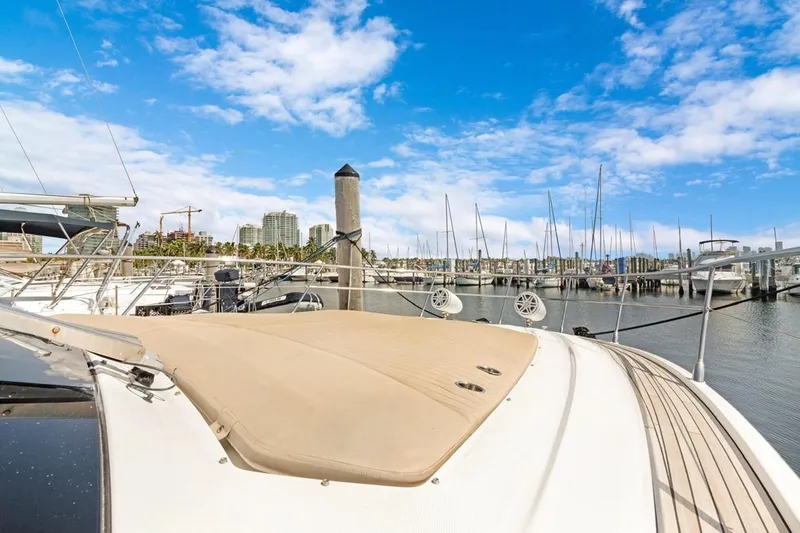 Slide: The Image of Azimut Atlantis 43 2016 - 13