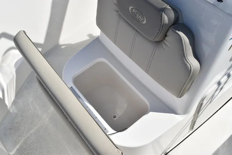 Slide: The Image of Key West Boats 179 FS 2024 - 26