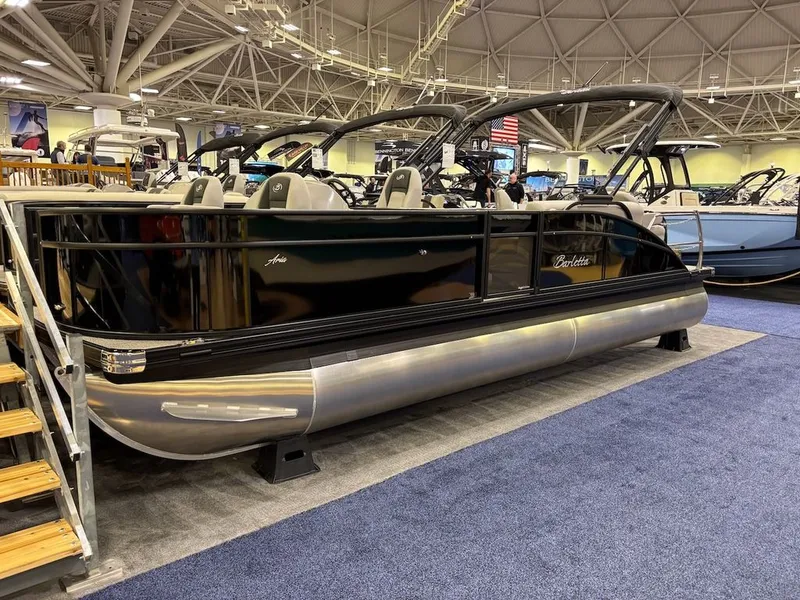 Slide: The Image of Barletta Boats A22F 2025 - 1