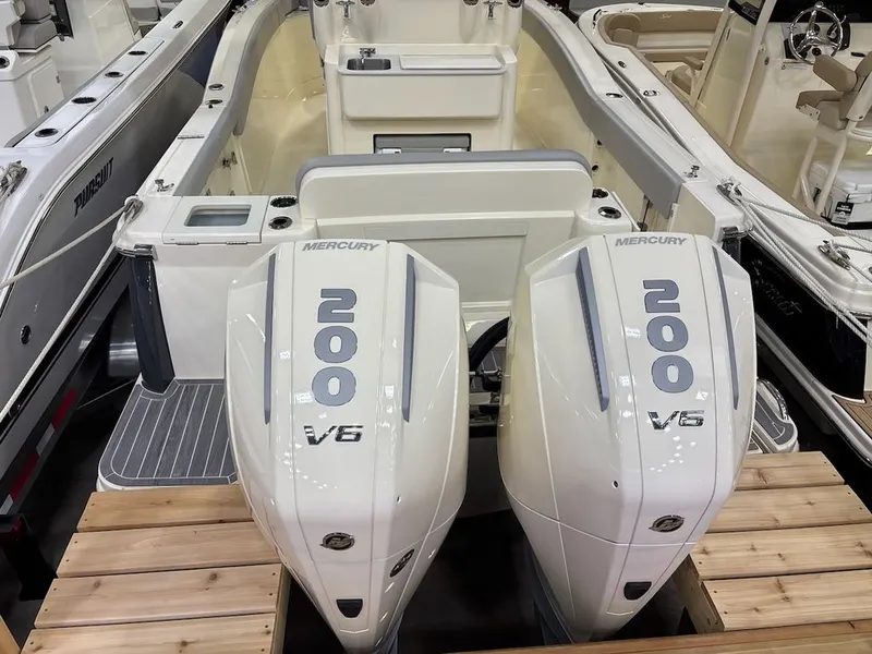 Slide: The Image of Scout Boats 277 LXF 2025 - 1