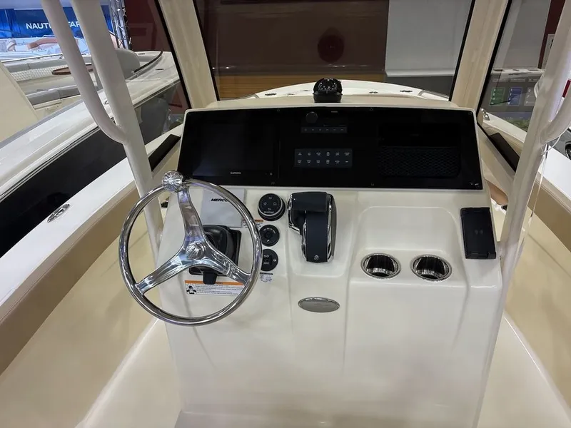 Slide: The Image of Scout Boats 215 XSF 2025 - 3