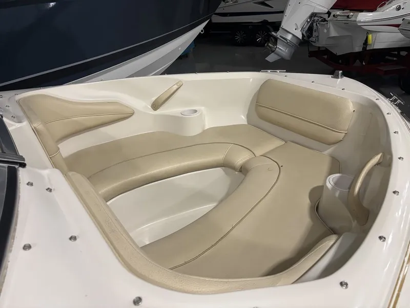 Slide: The Image of Sea Ray 185 Bowrider 2000 - 5