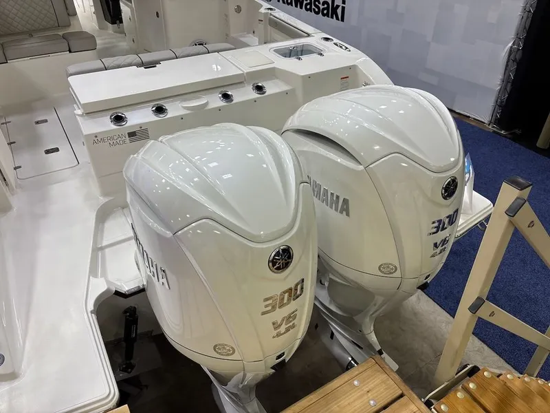 Slide: The Image of Pursuit Boats DC 306 2025 - 11