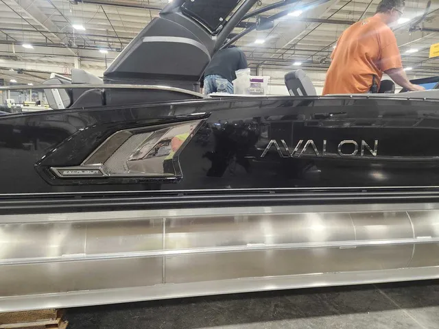 Slide: The Image of Avalon 2585 27-3 Excalibur LTD FL 2026 - 2